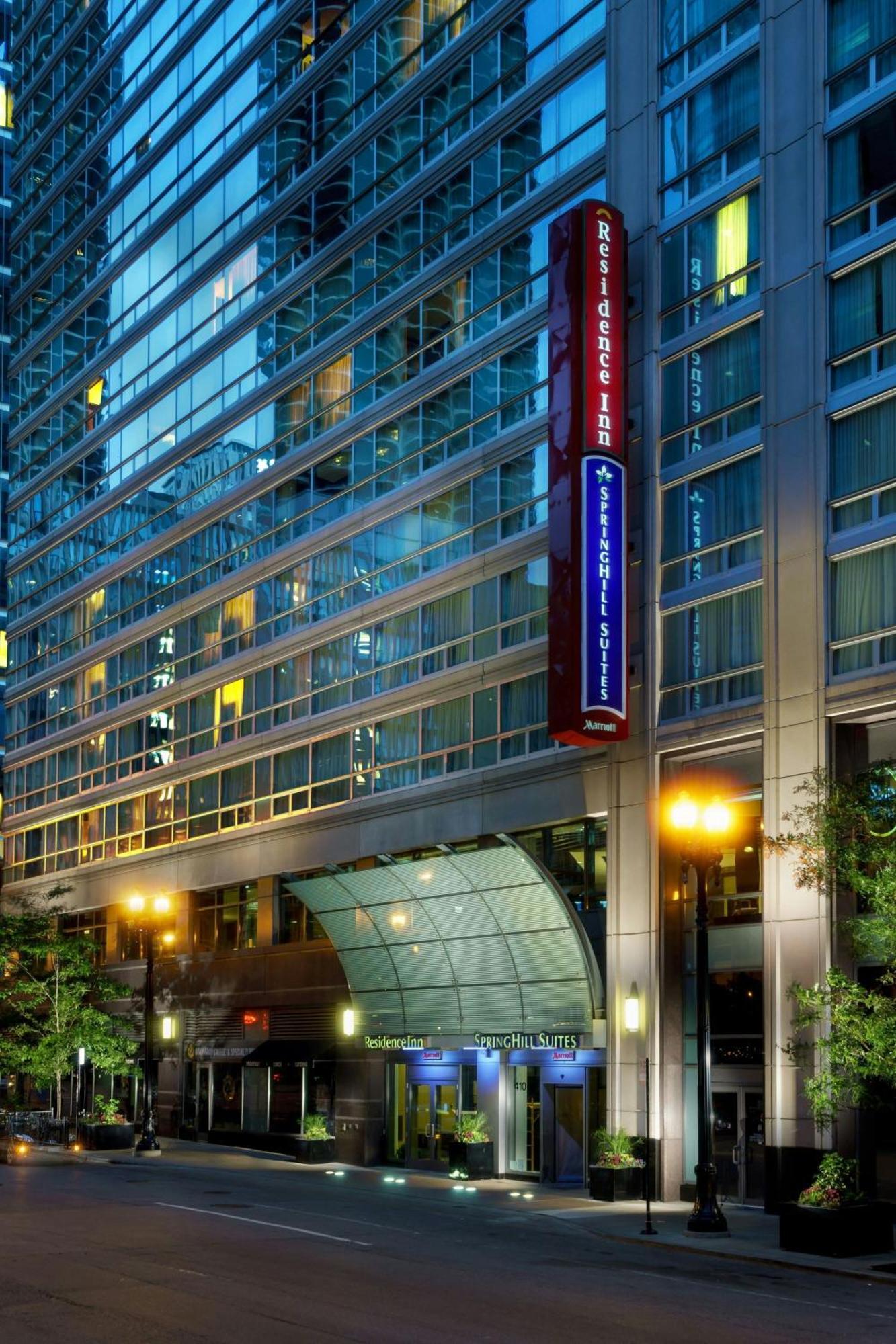 Springhill Suites Chicago Downtown/River North Buitenkant foto